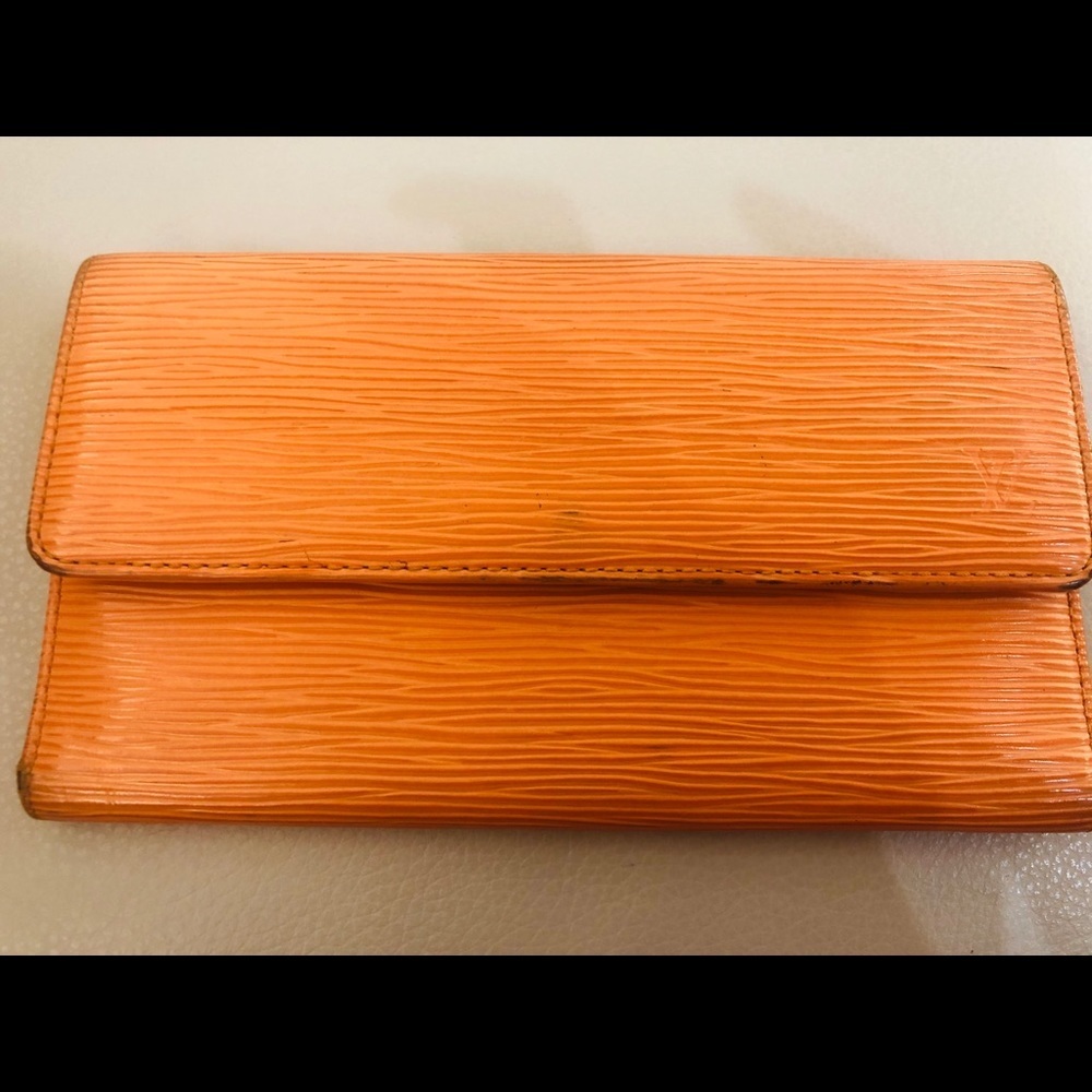 Auth LV Orange Epi Wallet